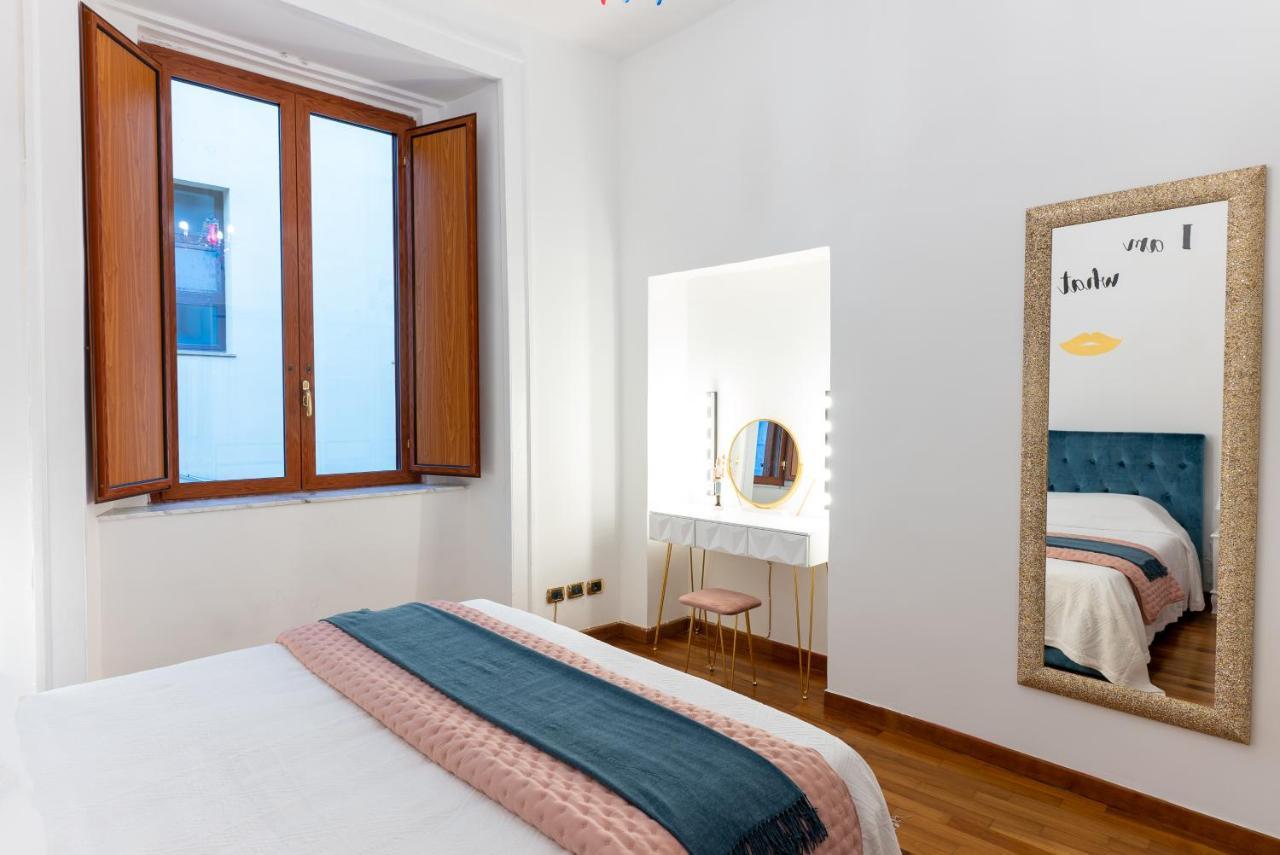 Dimora Del Fico - Appartamento Elegante E Spazioso Napels Buitenkant foto