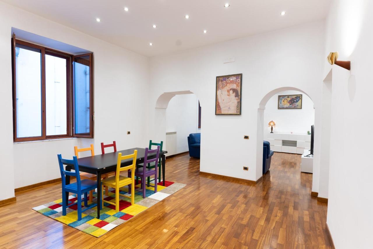 Dimora Del Fico - Appartamento Elegante E Spazioso Napels Buitenkant foto